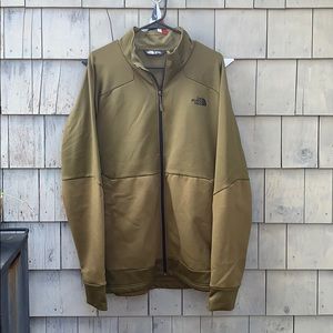 Olive green zip up North Face Men L EUC sweatshirt